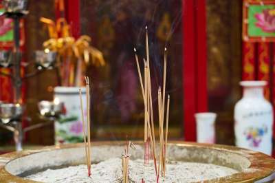香 抽烟 宗教 崇拜 祷告 佛教 亚洲 日期 旅行 格子