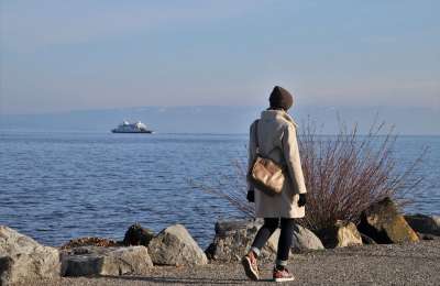 地平线 走 她 海滩 湖 字符 安静 女孩 秋天的心情 帽子
