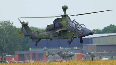 直升机 德国联邦国防军 老虎 飞行 军队 武装部队 德语 空军