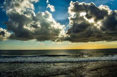 海 海洋 波浪 地平线 海景 天空 云 自然 阳光 天气