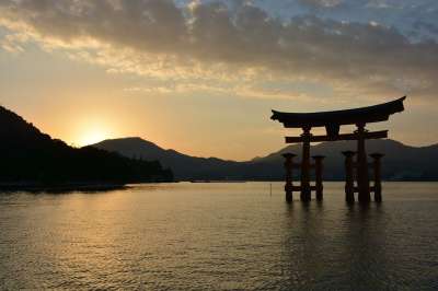 神社 牌坊 日落 晚上 海 日本三景 严岛神社 宫岛 神社