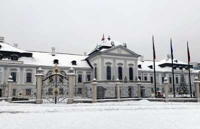 宫 冬天 季节 雪 布拉迪斯拉发 斯洛伐克 城市 旅游景点 旅游