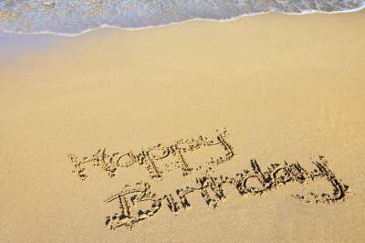 海滩 生日快乐 庆典 海岸 画画 自然 海洋 沙 海 符号