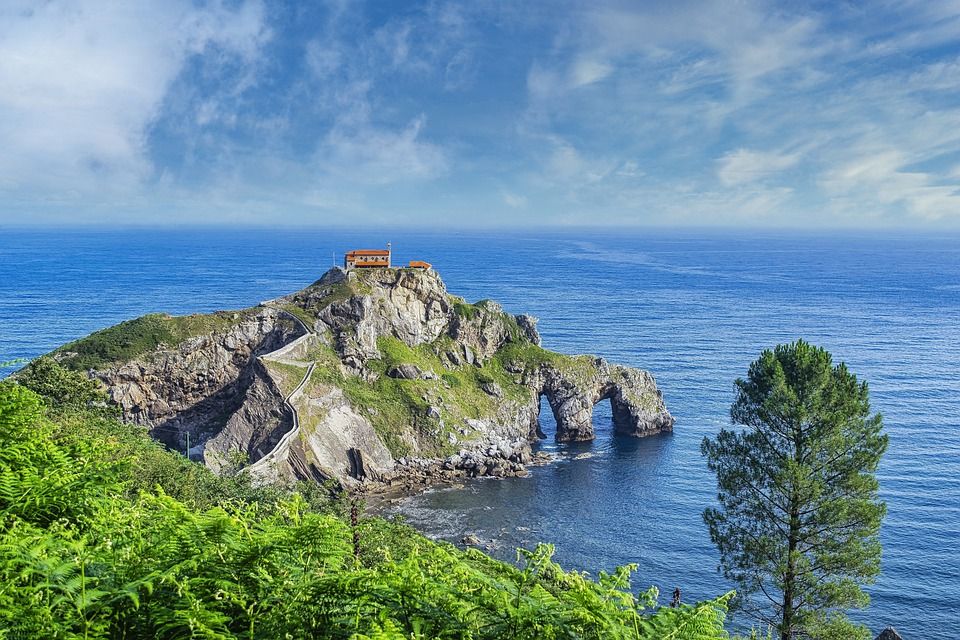 岛, 教会, 海, 天空, 云, 自然, 景观, 海洋, 海景, 植被, 树木