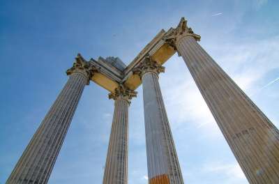 Xanten 废墟 支柱 列 罗马 寺庙 历史性 结构 考古学