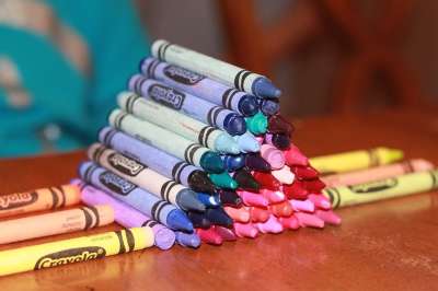 蜡笔 Crayola 颜色 学校 白色的 铅笔 丰富多彩的 教育
