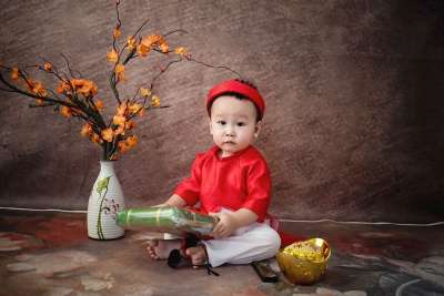 孩子 传统服饰 傲带 婴儿 年轻 学步的儿童 Tet