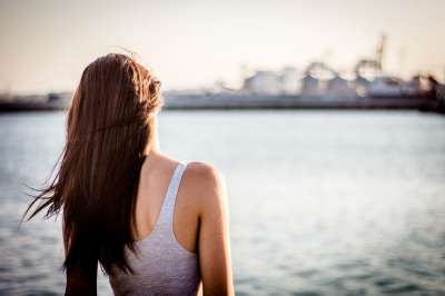 水 夏天 海 自然 女士 美丽的 海洋 年轻 户外 海滩