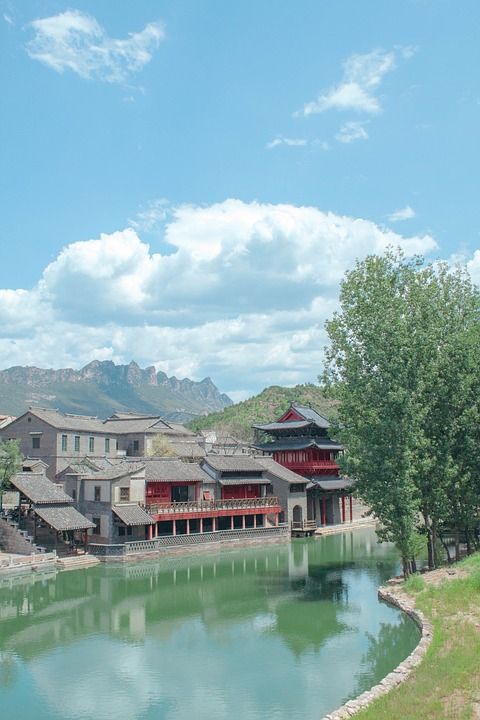 古北口 小镇 传统建筑 池塘 结构 天空 旅游 风景 户外