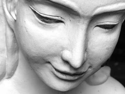 女性 女士 雕像 黑色的 白色的 女孩 漂亮 花园 装饰品