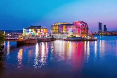 韩国 汉城 汉江 夜景 三比特浮岛 野餐 半坡桥 彩虹喷泉
