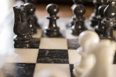 棋 播放 玩耍 游戏 战略 领导 挑战 思维 移动 赌博