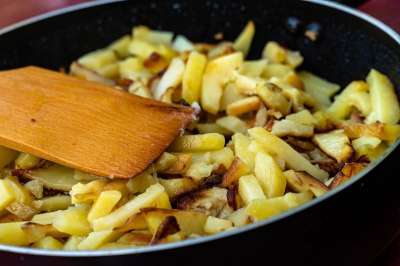 土豆 油炸 食物 煎锅 特写 装饰 满意 红润 美味的 营养