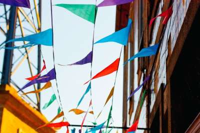 丰富多彩的 Flaglets 建造 节日 庆典