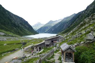湖 小木屋 水库 山 自然 禅 放松 反射 高山 景点 假期