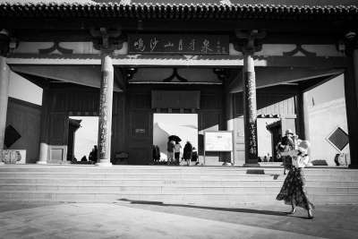 寺庙 莫高窟 敦煌 游客 人们 宗教 佛教 历史性 遗产