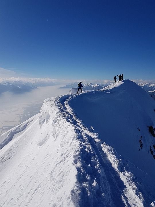 雪 冬天 山 寒冷的 冒险 冰淇淋 上升 山峰 高的 全景