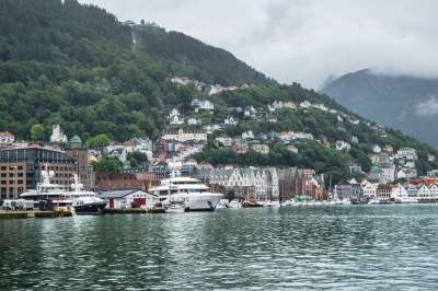 城市 山 海 景观 挪威