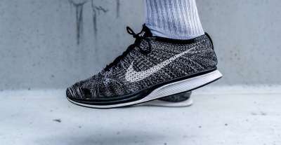 时尚 Flyknit赛车 脚 鞋类 耐克 鞋子 运动鞋 蓝色时尚