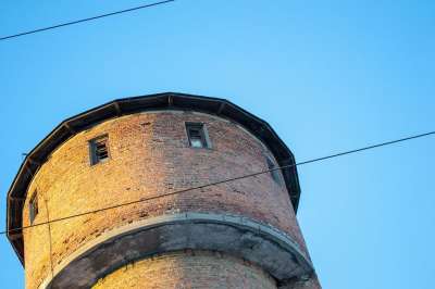 工业区 塔 水压力 天空 老的 被遗弃的 砖 建造 体系结构