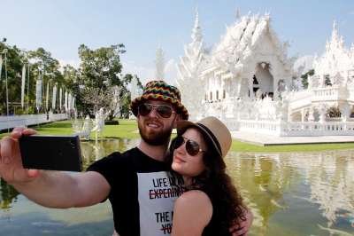 自拍 泰国 旅游 游客 Wat Rong Khun 很少 寺庙