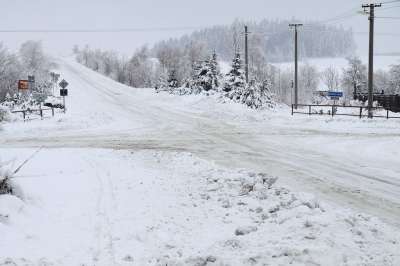 寒冷的 冰 景观 十字路口 自然 路 乡村的 雪 街道 白色的
