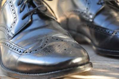 男装 男人 男性 衣服 时尚 套装 正式的 衬衫 现代的 裙子