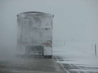 驾驶 风暴 状况 天气 冬天 雪 吹 卡车 高速公路 路