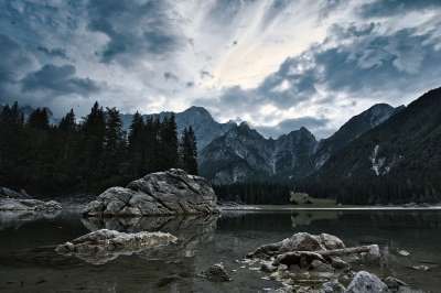 湖 山 景观 反射 全景 自然 日落 云 天堂 风雨如磐 水