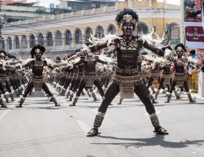 节日 街道 舞蹈 部落的 表现 本国的 当地的 Dinagyang
