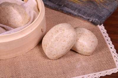 全麦馒头 全麦面粉 馒头 面粉 美食 营养 健康 食品 烹饪
