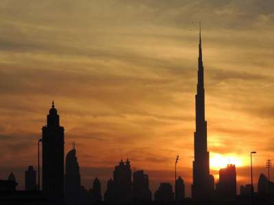 哈利法塔 在顶部 伸手 迪拜 城市的 摩天大楼 建造 Burj