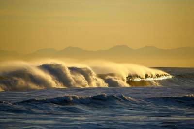 太平洋 波 风 海 海景 海滩 冲浪 海岸 日落 晚上 猛攻
