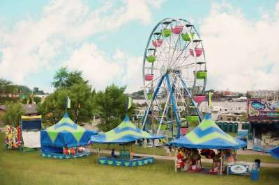 狂欢 夏天 摩天轮 假期 节日 丰富多彩的 乐趣 县集市 公平的