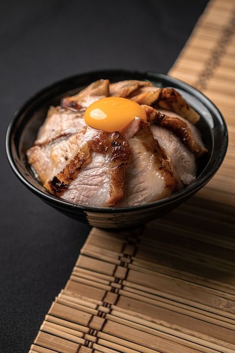 泰国食品 食物 一顿饭 盘子 美食 蛋黄 健康 辛辣的 晚餐
