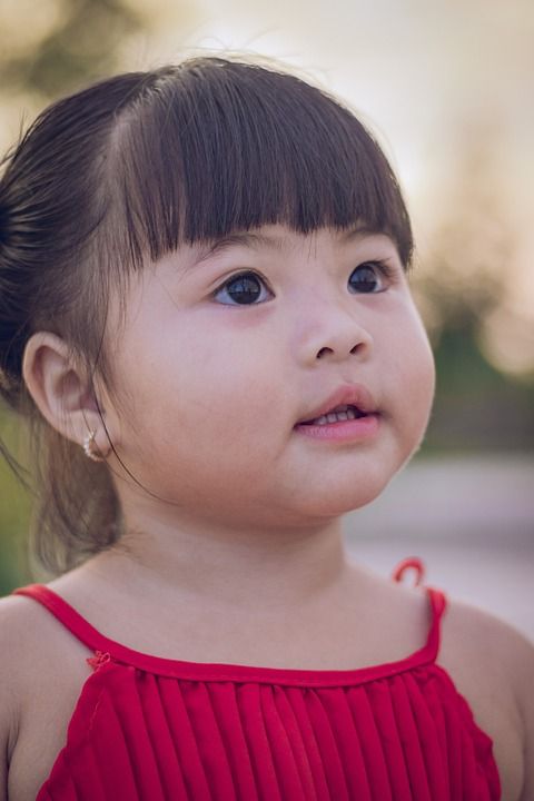 小姑娘 肖像 户外 公园 孩子 学步的儿童