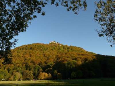 Burg Hohenurach Hohenurach 废墟 城堡废墟 山