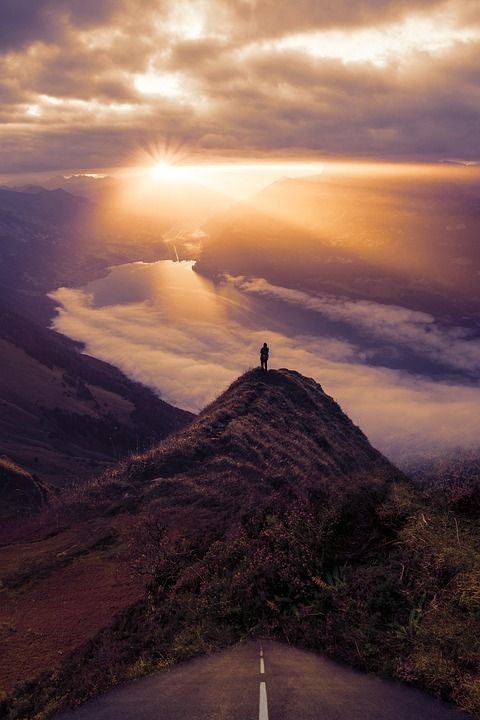 幻想 景观 幻想风景 日落 高速公路 梦 超现实的 山 天空