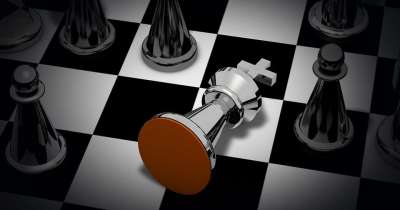 国际象棋游戏 将死 象棋 人物 棋盘上的棋子 王 女士 战略