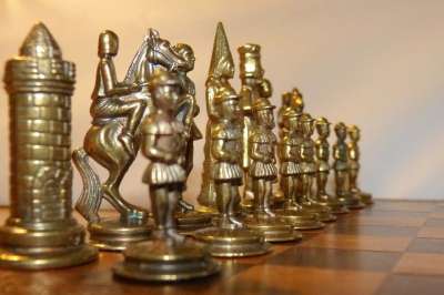 棋盘上的棋子 象棋 国际象棋游戏 公平的竞争环境