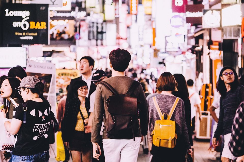 人们, 男人, 女性, 朋友们, 人群, 步行, 城市, 标牌, 酒吧, 韩国