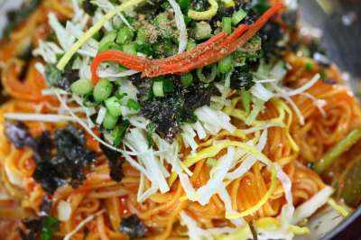 拌面 辛辣的 盛宴 高楚江 韩国食品 市场 传统食物 烹饪
