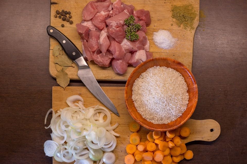 家庭晚餐, 食物, 晚餐, 一顿饭, 午餐, 肉, 厨房, 吃, 表, 美味的