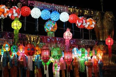 灯笼 节日 清迈 泰国 大城市 前夕 夜晚 光明节 灯光 黑暗