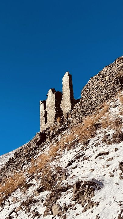 废墟 建造 结构体 石头 山 雪 寒冷的 自然 西藏
