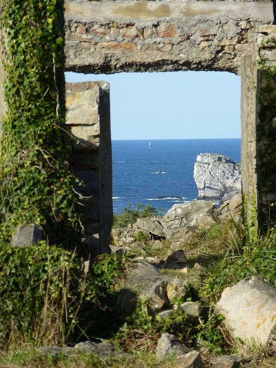 废墟 窗口 海洋
