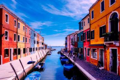 Burano 威尼斯 意大利 假期 旅游 丰富多彩的 建筑物 运河