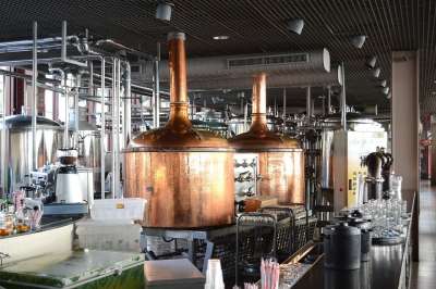 啤酒厂 柜台 酒馆 工厂