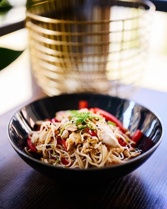 面条 意大利面 食物 盘子 一顿饭 美食 美味的 可口 亚洲人