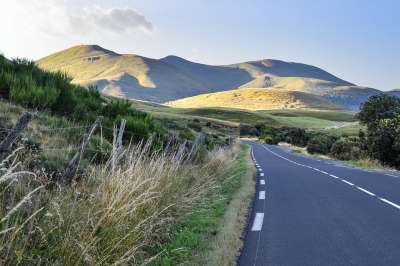 路 高速公路 山 原野 草 旅行 自然 户外 法国 景观